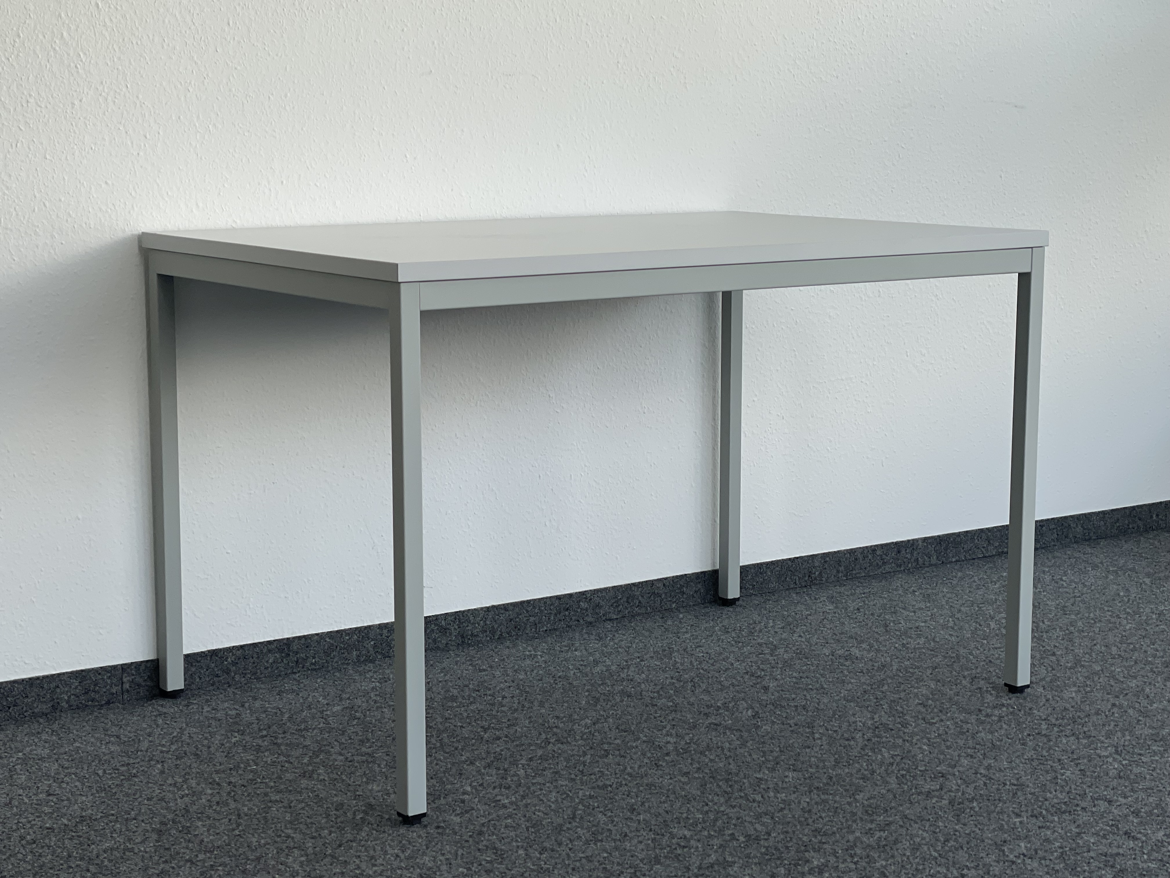 4-Fuß Tisch 120x60x75cm 